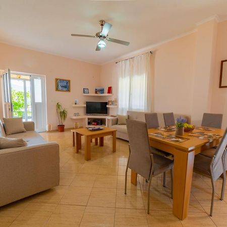 Dajana Apartments Ksamil Buitenkant foto